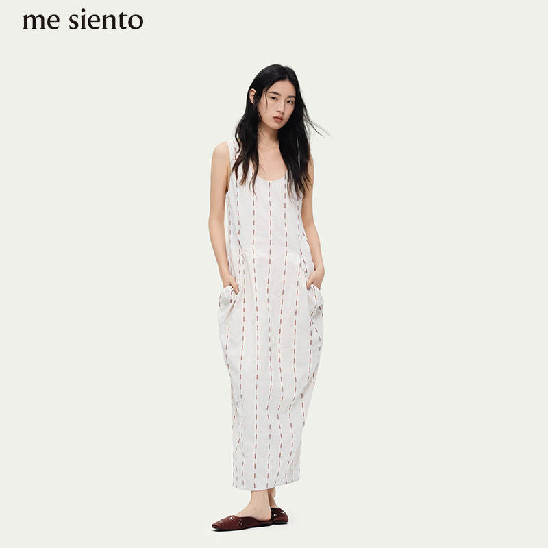 me siento 26SS 亚麻大U领无袖背带裙连衣裙