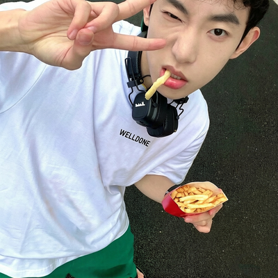 WE11DONE刺绣小标男女韩版短袖潮