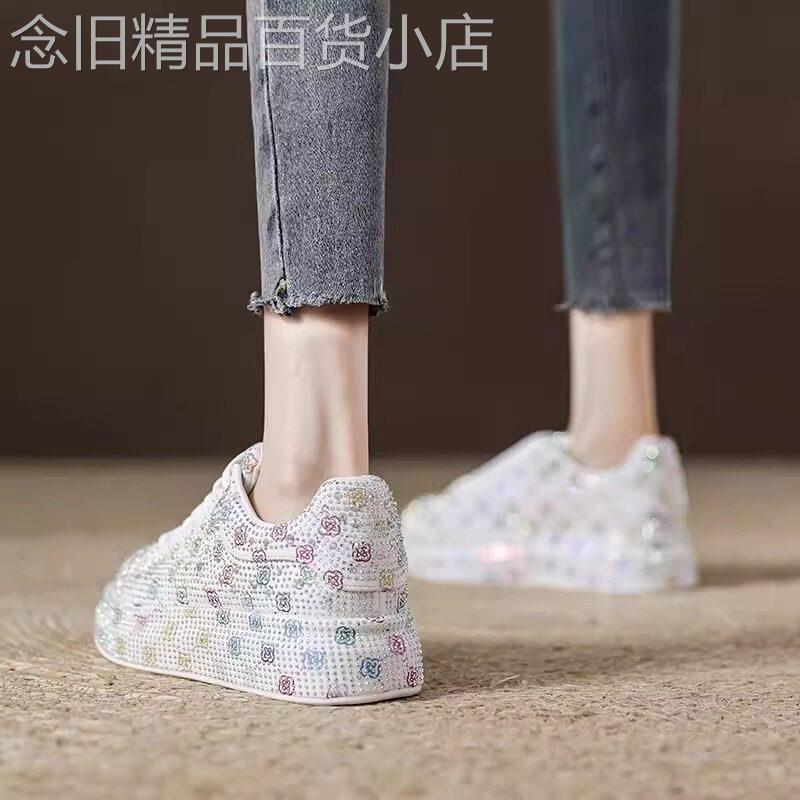小白鞋女夏季2025新款韩版洋气厚底水晶钻满钻百搭休闲运动板鞋子