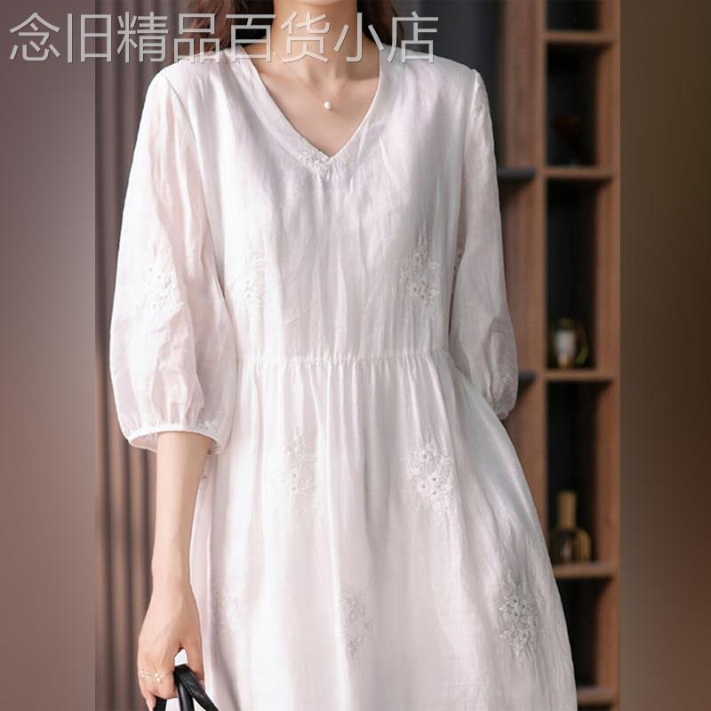 潮牌文艺V领刺绣棉麻洋装女士2026夏季妈妈宽松遮肚亚麻长裙子