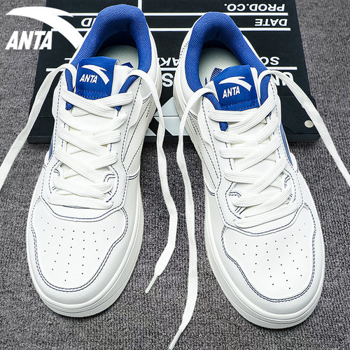 安踏复古白蓝板鞋低帮厚底小白鞋