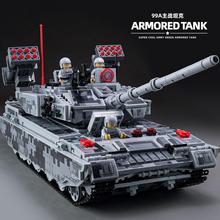 儿童2025新款男孩新年礼物益智拼装黑科技遥控坦克系列积木可开炮