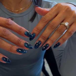 2025新款 蓝色美甲绝美高级杏仁指甲 海莉猫眼穿戴甲手工中长款