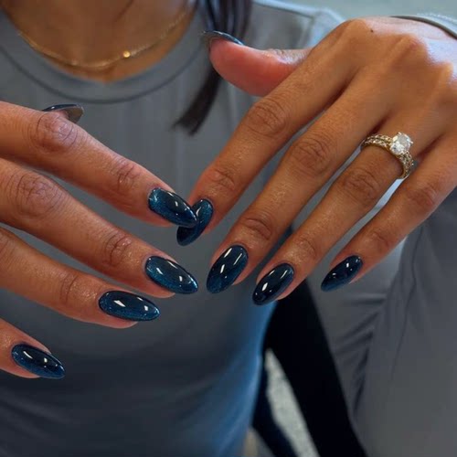 2026新款海莉猫眼穿戴甲手工中长款蓝色美甲绝美高级杏仁指甲