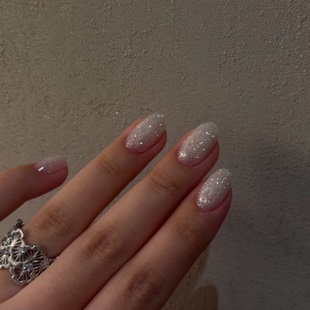 高级冬日雪花海莉纯手工穿戴甲气质显白杏仁美甲短款 甲片xq