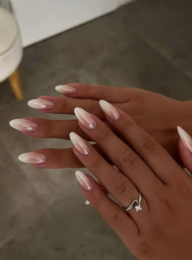 【海莉同款】纯手工定制穿戴甲ins小红书高级杏仁法式成品美甲