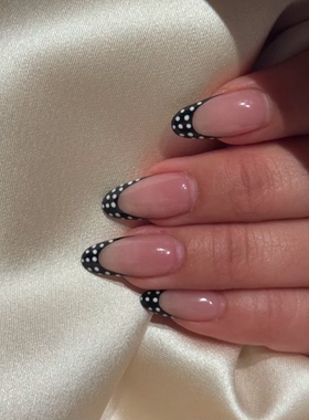 2025新款波点法式穿戴甲纯手工中长款纯色美甲绝美高级海莉指甲
