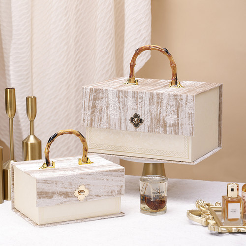 中式伴手礼盒子创意生日礼品盒高级感礼盒空盒结婚送伴娘回礼包装