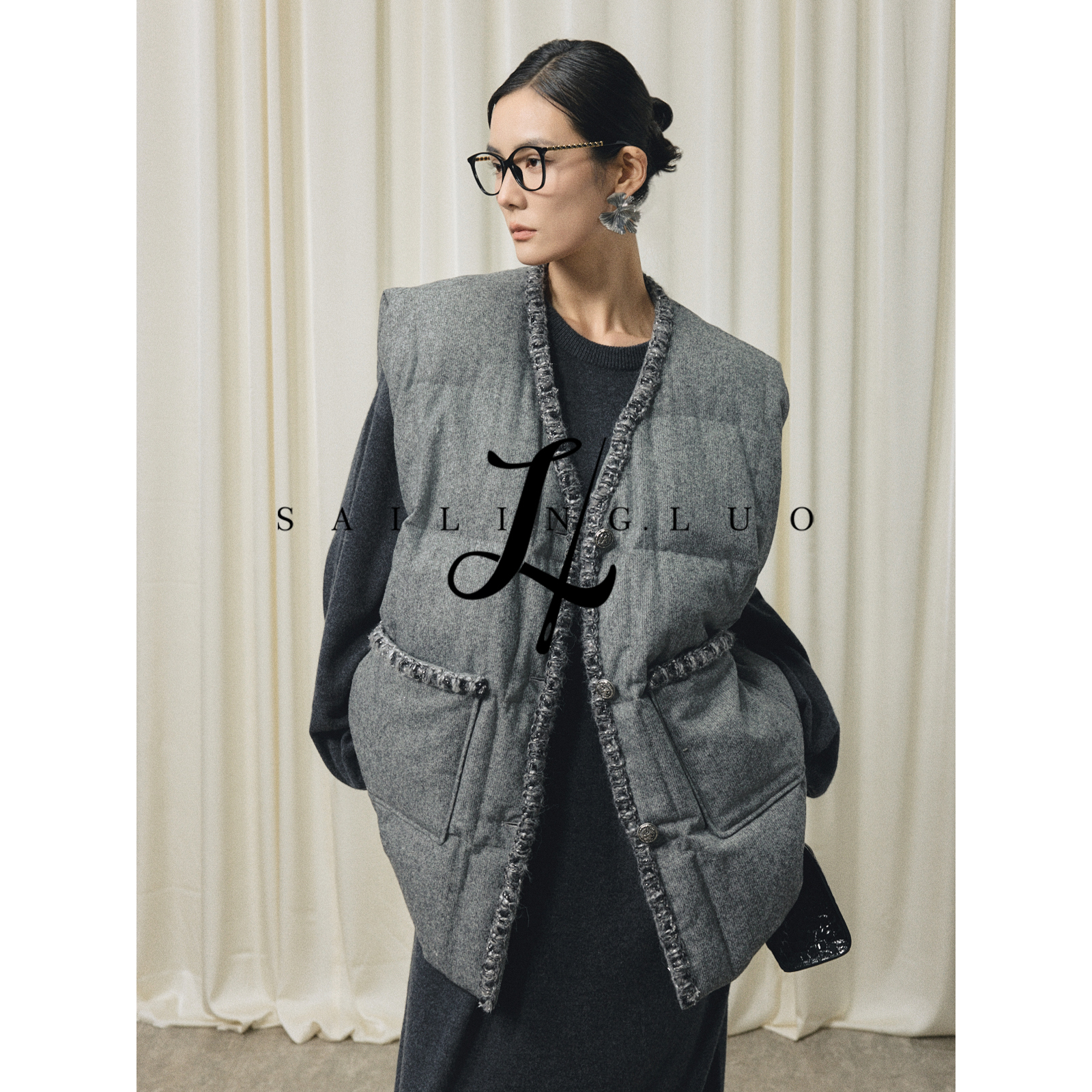 SailingLUO时髦V领显瘦欧洲站亚麻 工装风流苏背心西装款羽绒马甲