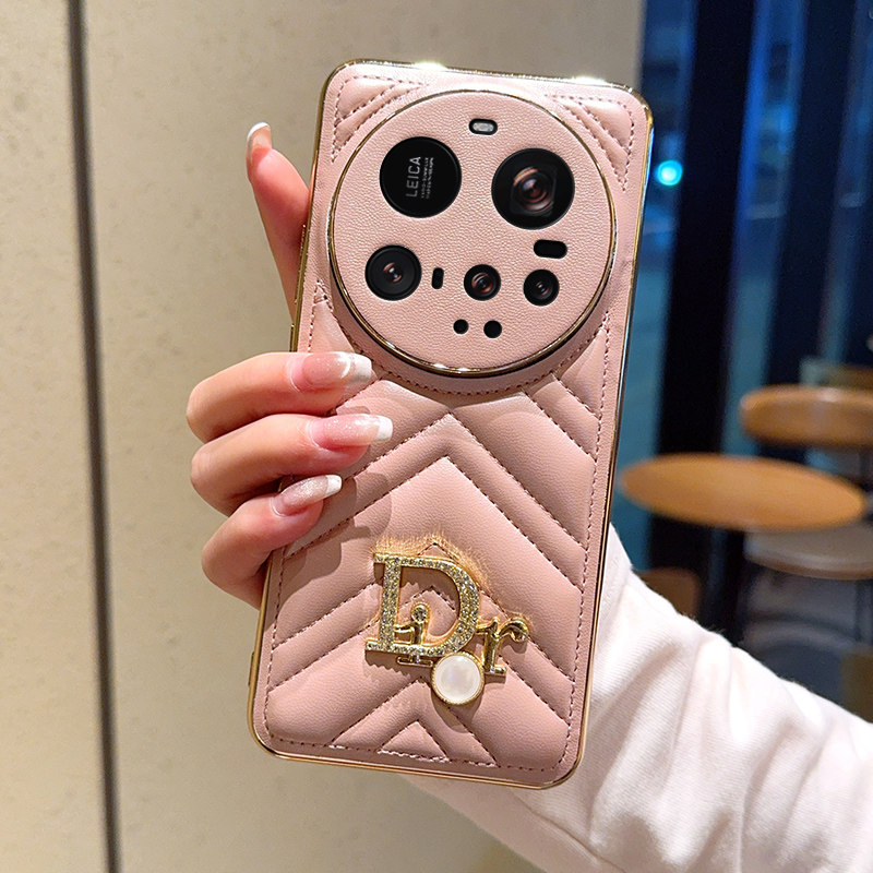 适用于小米15Ultra手机壳防摔皮革V纹小米15Ultra保护套网红电镀金色