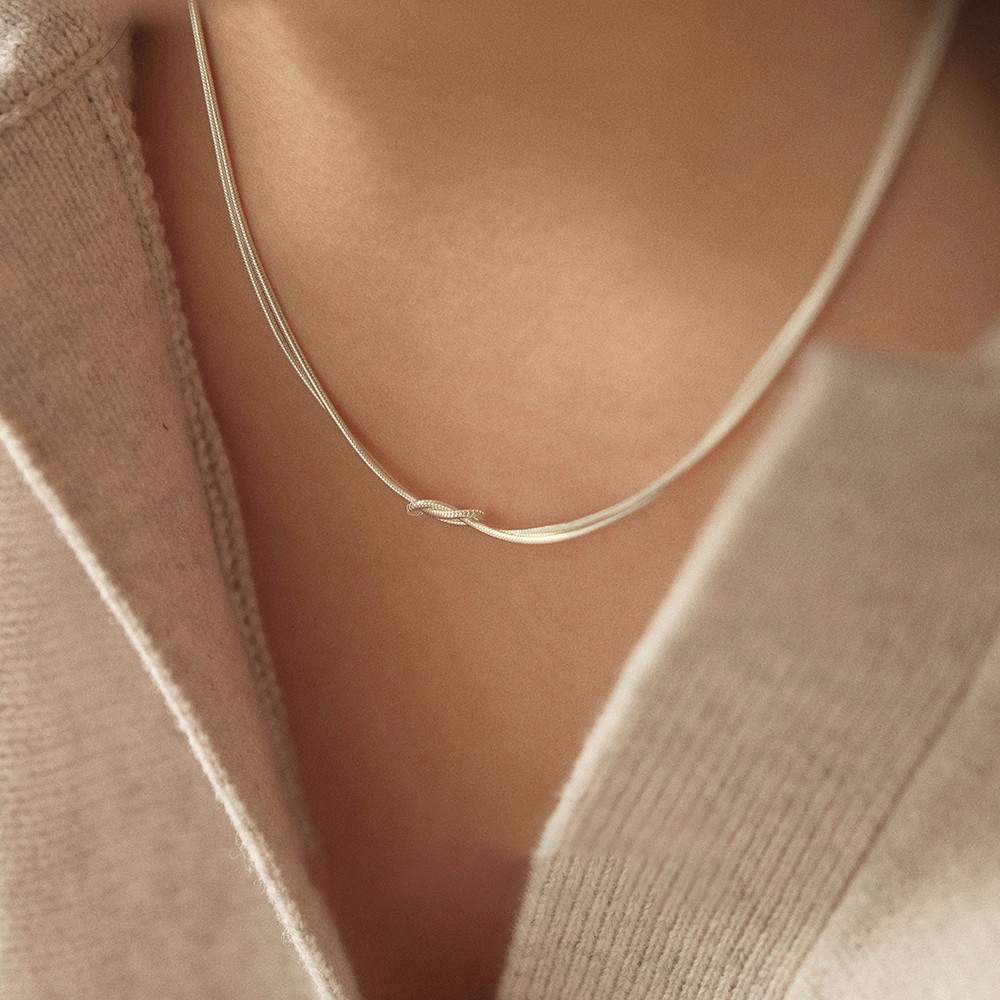 S925纯银日系双层绳结蛇骨链女款简约小众设计叠戴锁骨链通勤项链