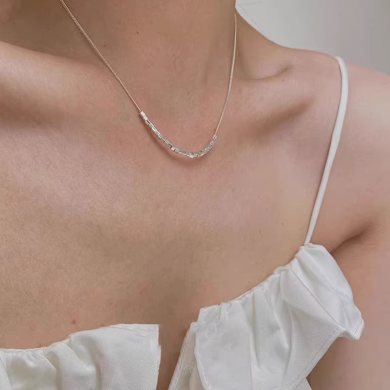 S925纯银超闪方块项链2025新款爆款轻奢小众高级感简约日韩锁骨链