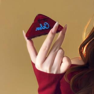 法式冰透红三角抓夹女孩新款简约小众鲨鱼夹女半扎发头饰发饰发抓