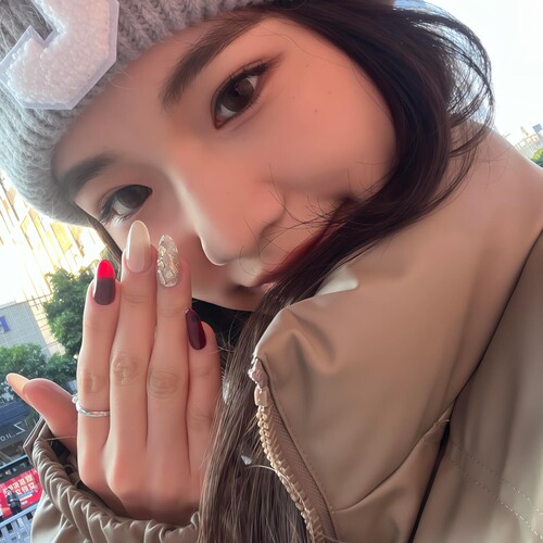 手工猫眼美甲穿戴甲2026新年款红色香槟钻显白高级指甲贴片中长款