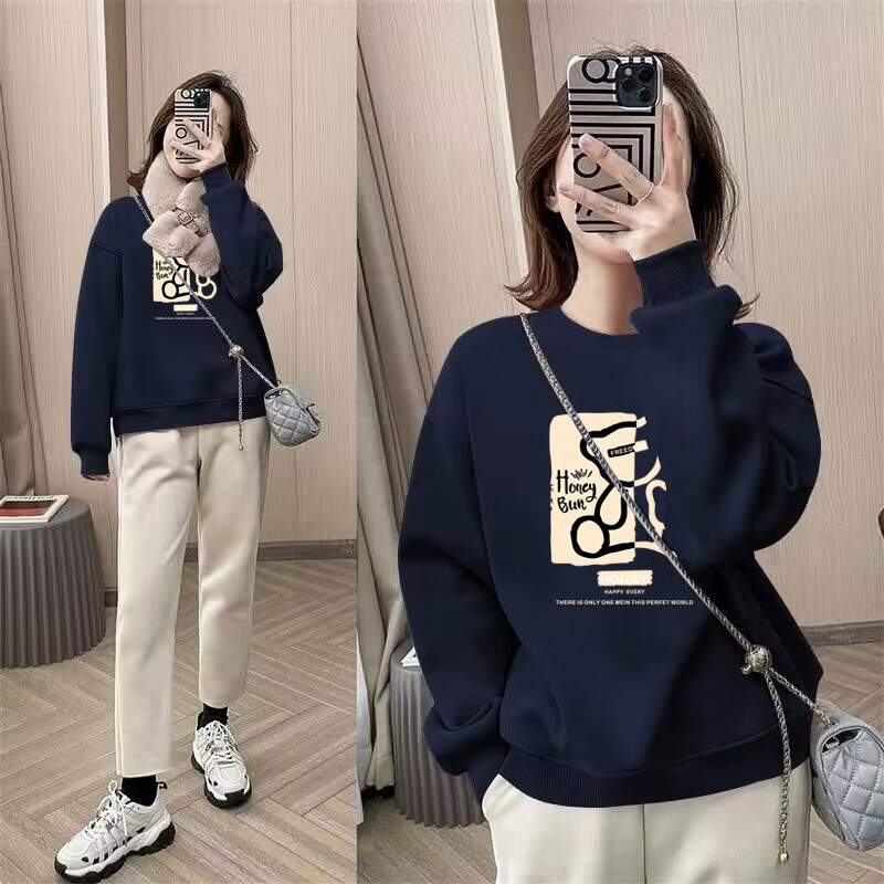 Round Neck Pullover Base Layer with Fleece Lining Thickened Sweatshirt for Women 2025 Autumn and Winter New Loose Korean Style Trendy Couple Jacket