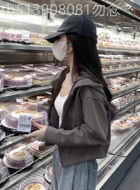 美国风格灰色短连帽运动衫夹克2025秋季新设计拉炼短开衫上衣