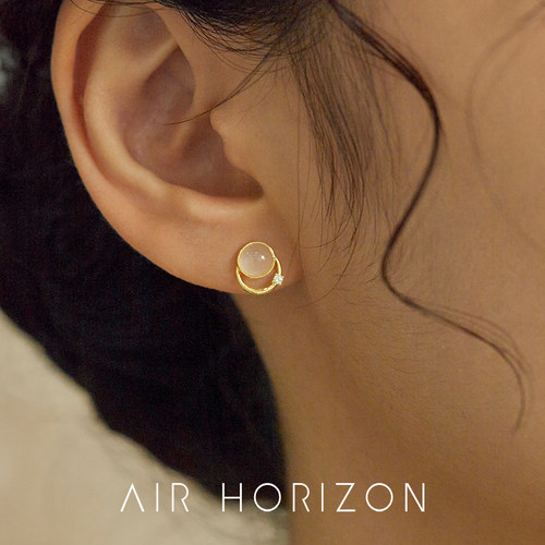 AIR-HORIZON天然玉髓925银耳钉