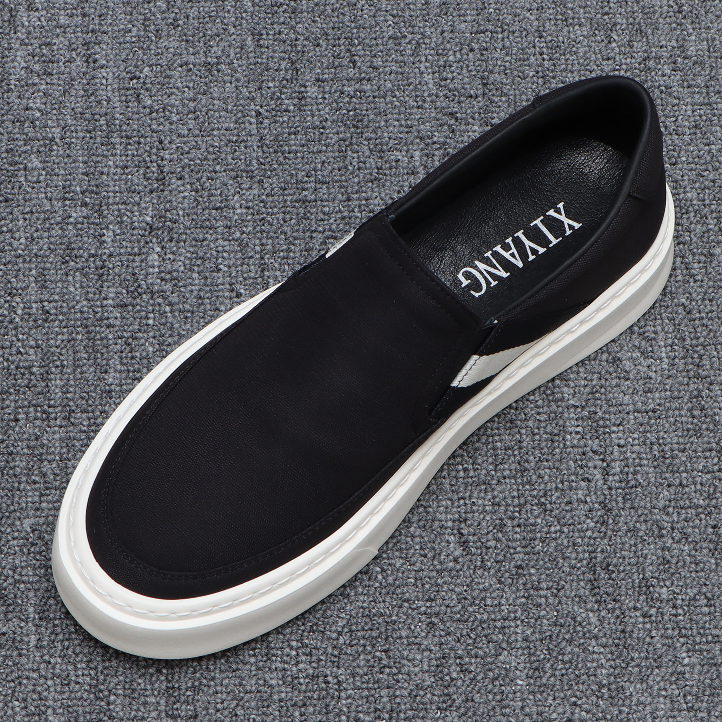 一脚蹬布鞋男款夏季2026新款轻便透气休闲板鞋简约百搭厚底乐福鞋