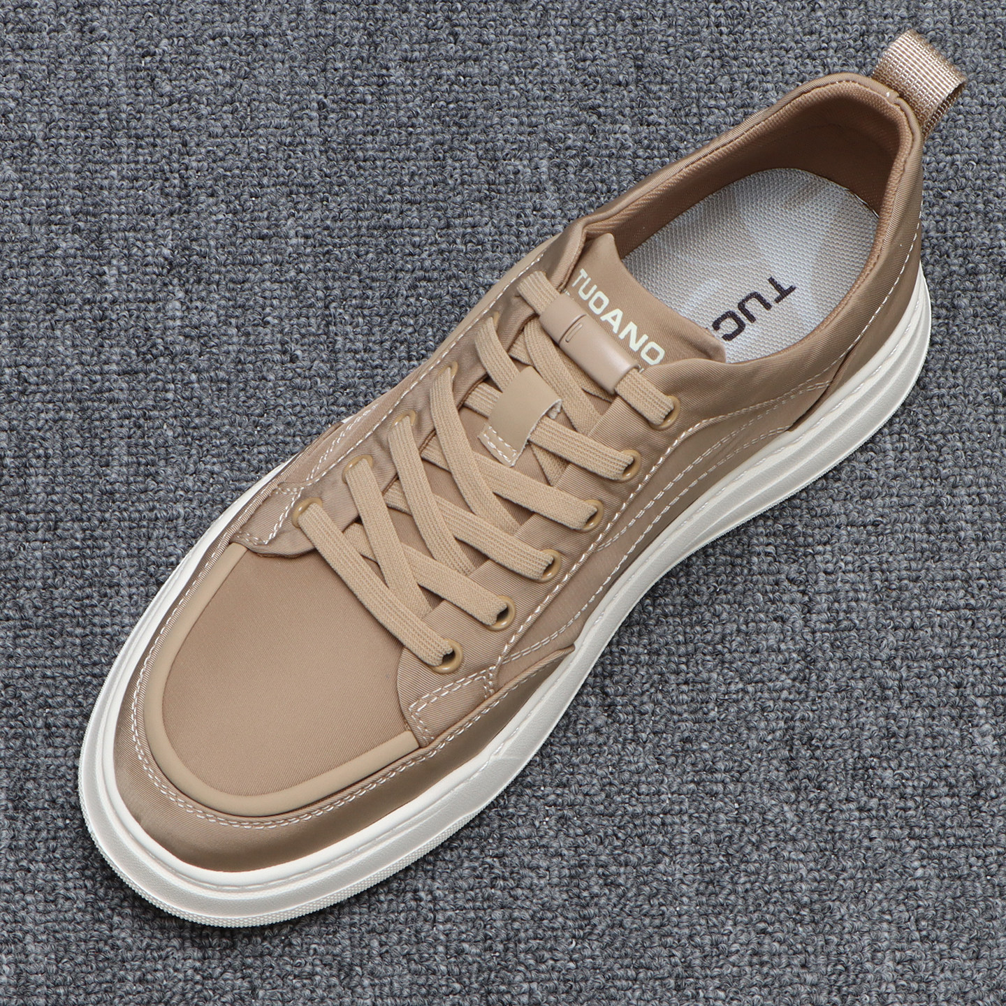 夏季男鞋透气薄款冰丝布鞋男2026新款软底一脚蹬潮流轻便休闲板鞋