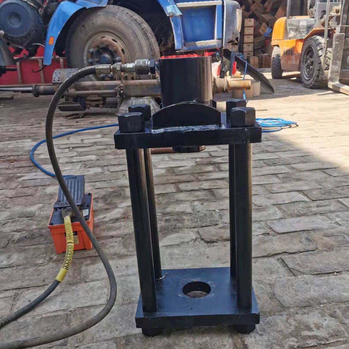 立轴架子 立轴拆装架子 气动液压羊角主销轴承压力机 压立轴工具