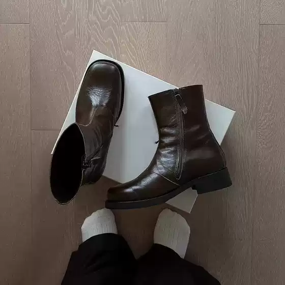 High-Top Chimney Boots, Martin Boots for Men, 2024 New Style, Women's Same Style, Mid-Top Chelsea Boots, High-End Short Boots, British Style
