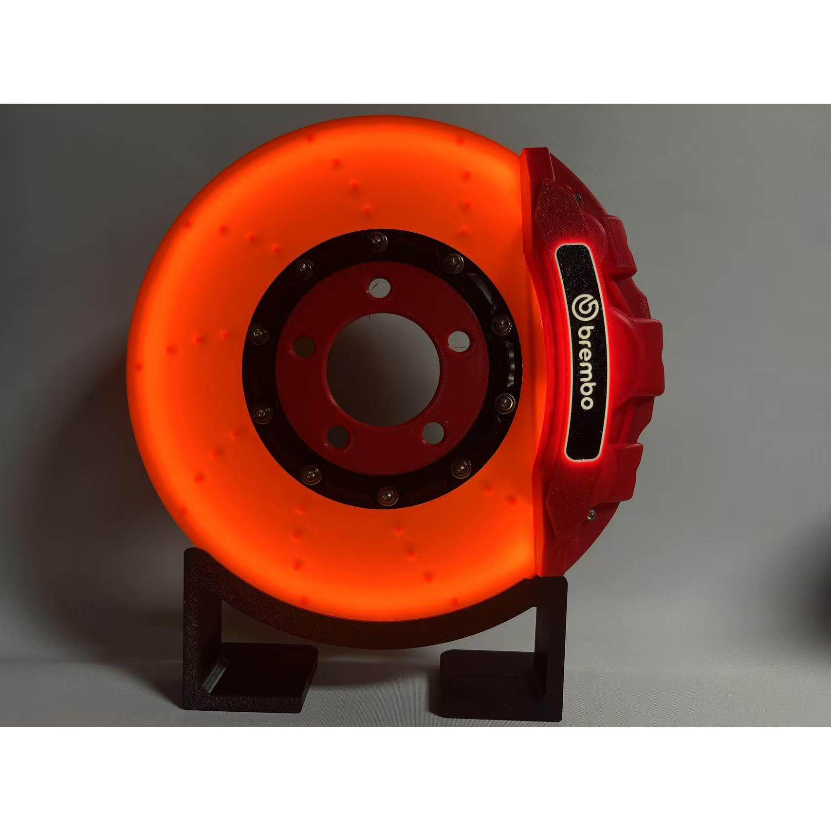 布雷博卡钳logo碟煞盘灯箱LED氛围充电桌面壁挂夜灯摆件气氛灯