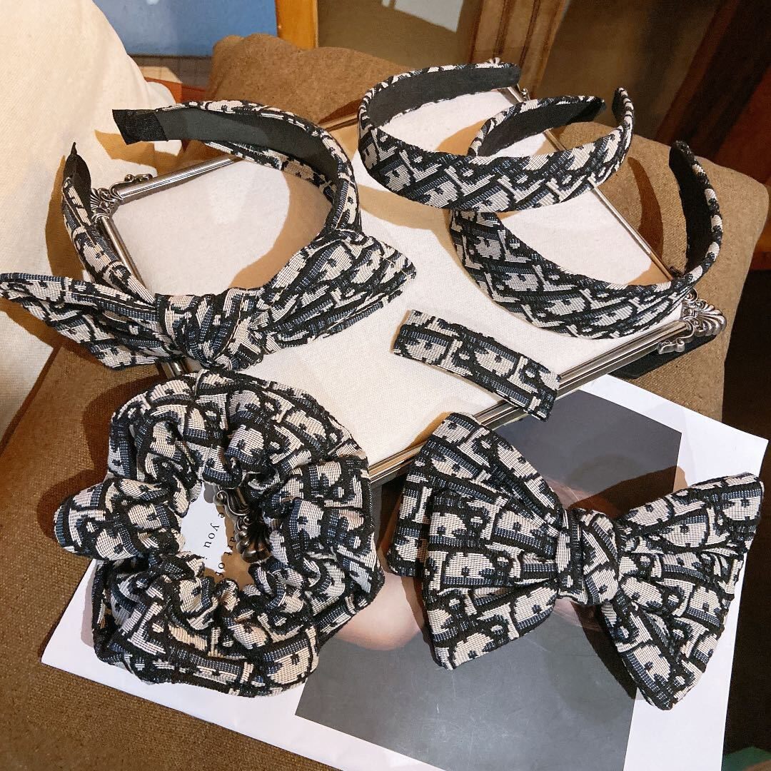 字母蝴蝶结发箍显脸小的头箍老花压发宽边发卡超仙女森系网红发带