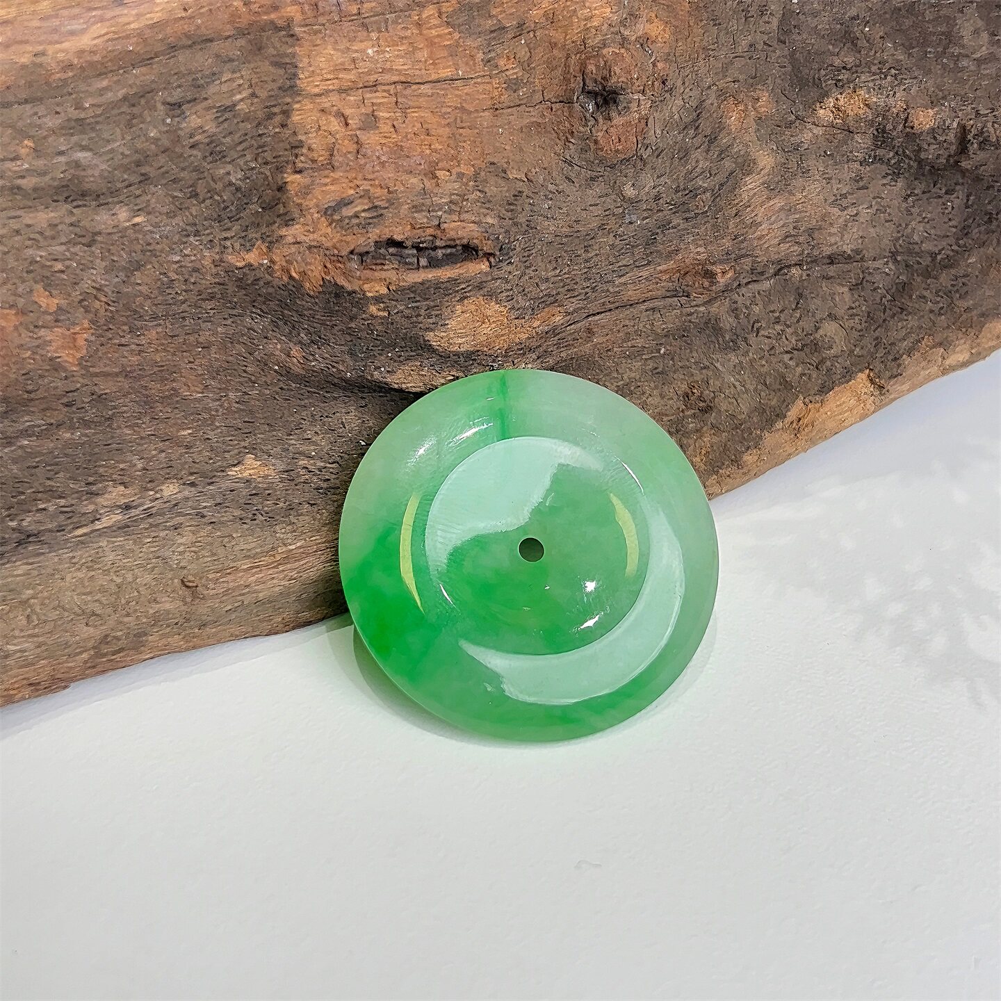 七彩云南缅甸A货天然翡翠飘阳绿平安扣挂件吊坠一物一证支持复检