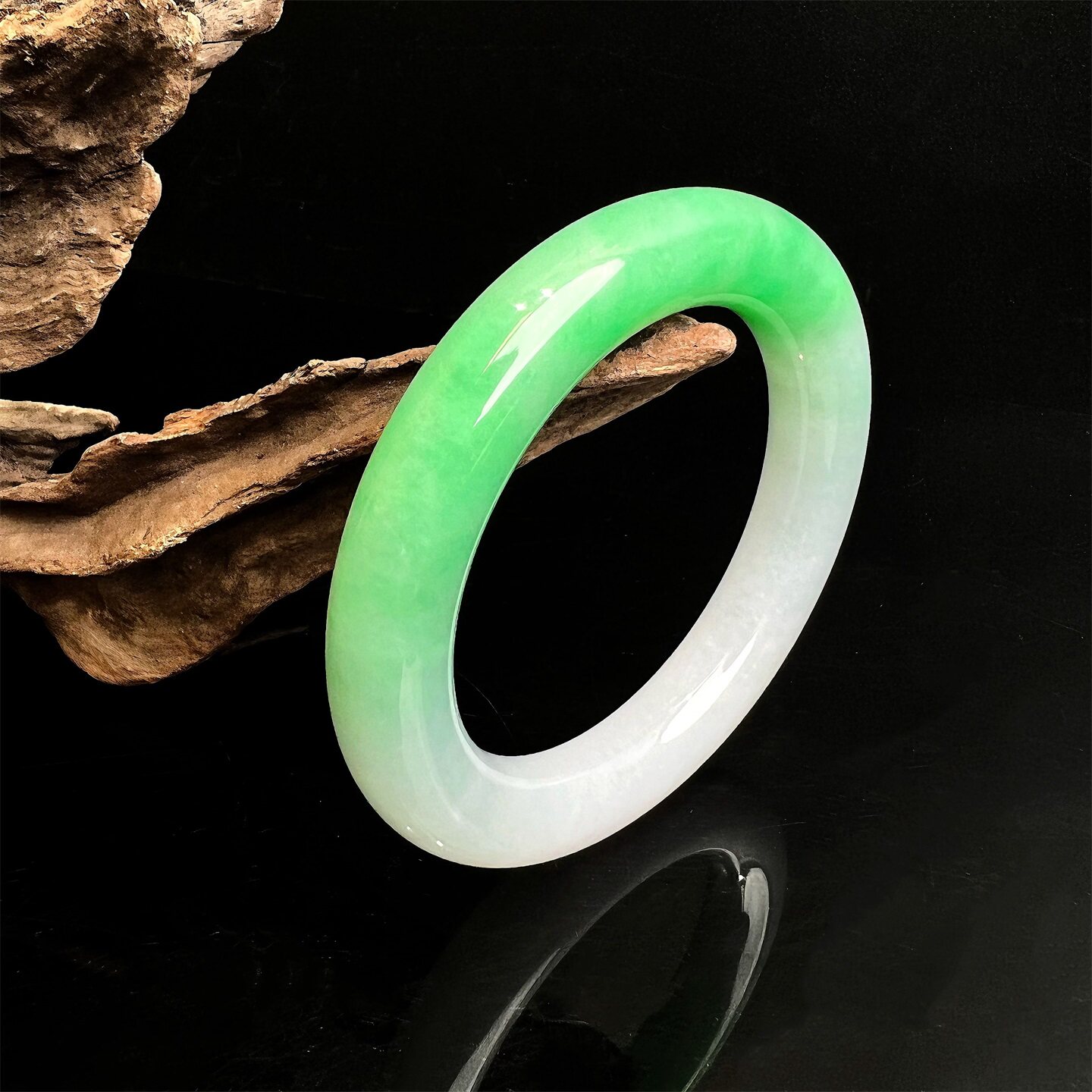 【中秋赠礼】七彩云南缅甸A货天然翡翠冰种半山水翡翠圆条手镯