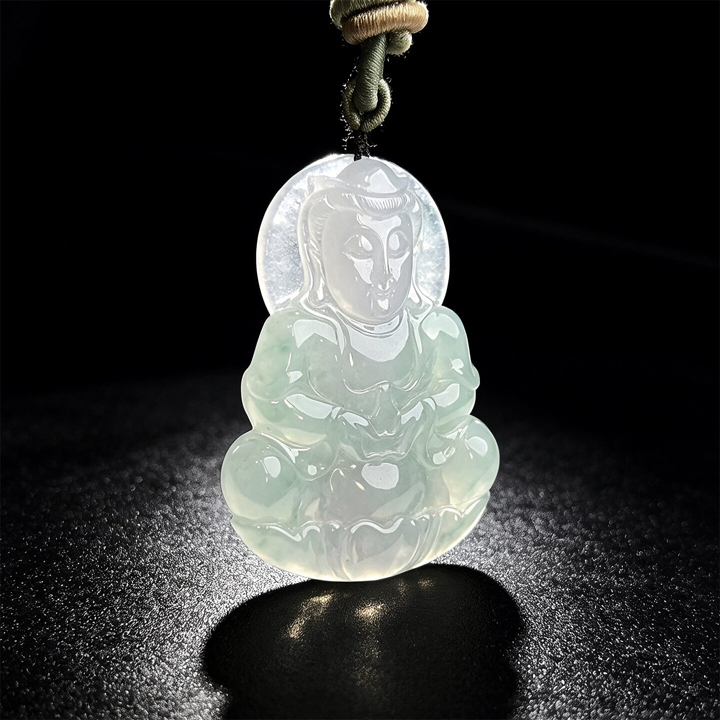 七彩云南缅甸A货天然翡翠春带彩翡翠观音挂件吊坠
