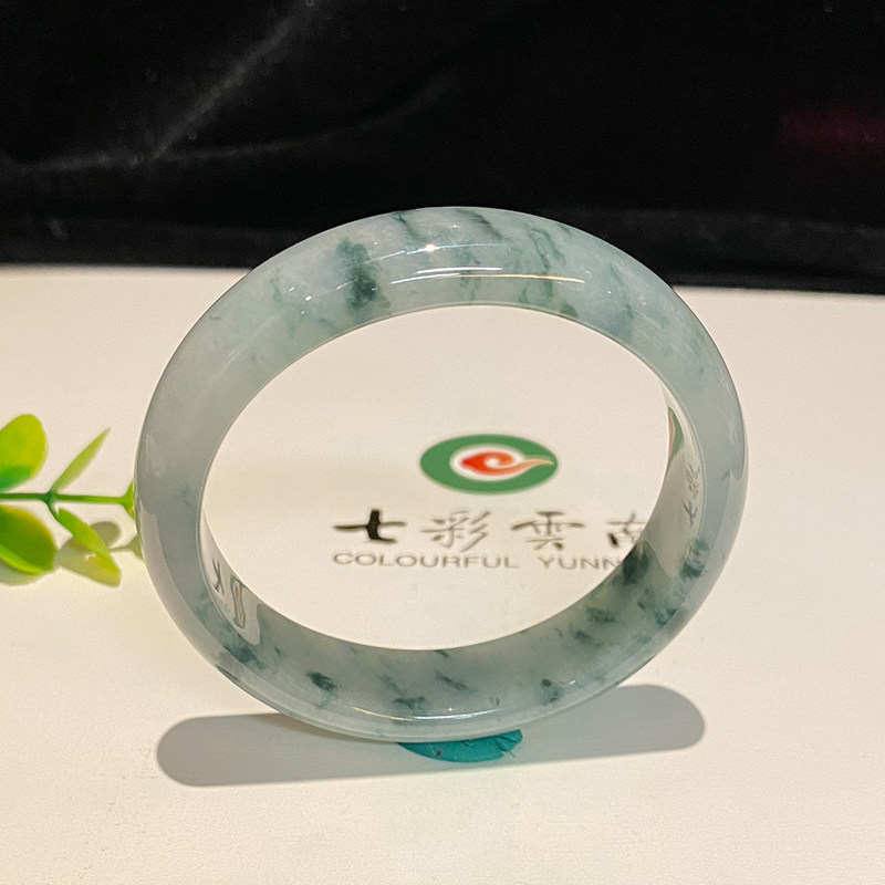 七彩云南缅甸A货天然翡翠飘蓝花贵妃翡翠手镯一物一证支持复检
