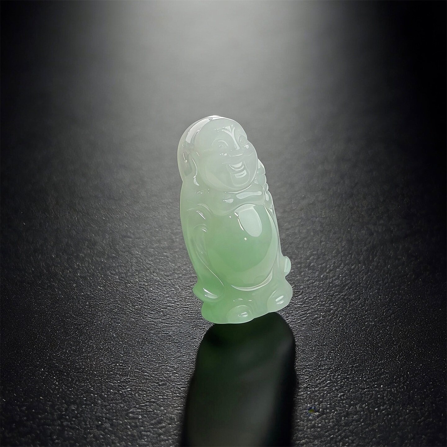 七彩云南天然翡翠佛公