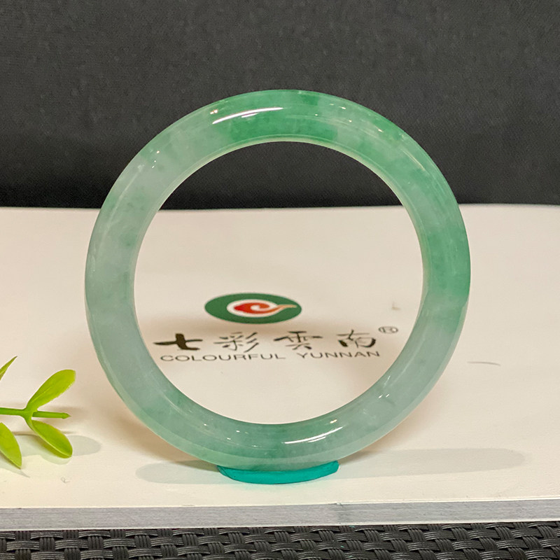 七彩云南缅甸A货天然翡翠飘绿花圆条翡翠手镯一物一证支持复检