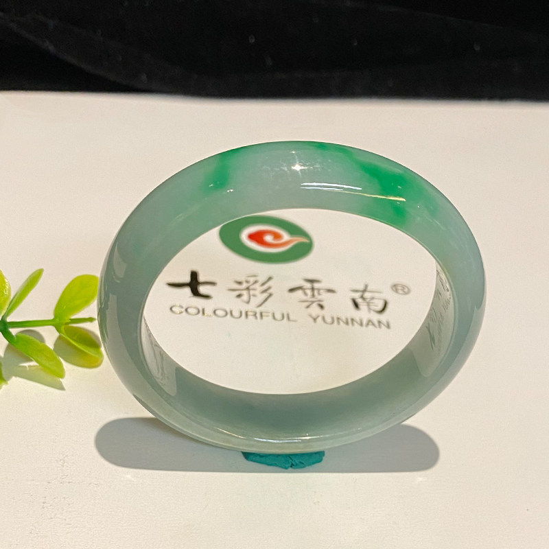 七彩云南缅甸A货天然翡翠带证书白底青贵妃手镯一物一证支持复检