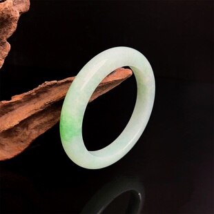 【中秋赠礼】七彩云南缅甸A货天然翡翠冰种飘阳绿翡翠手镯