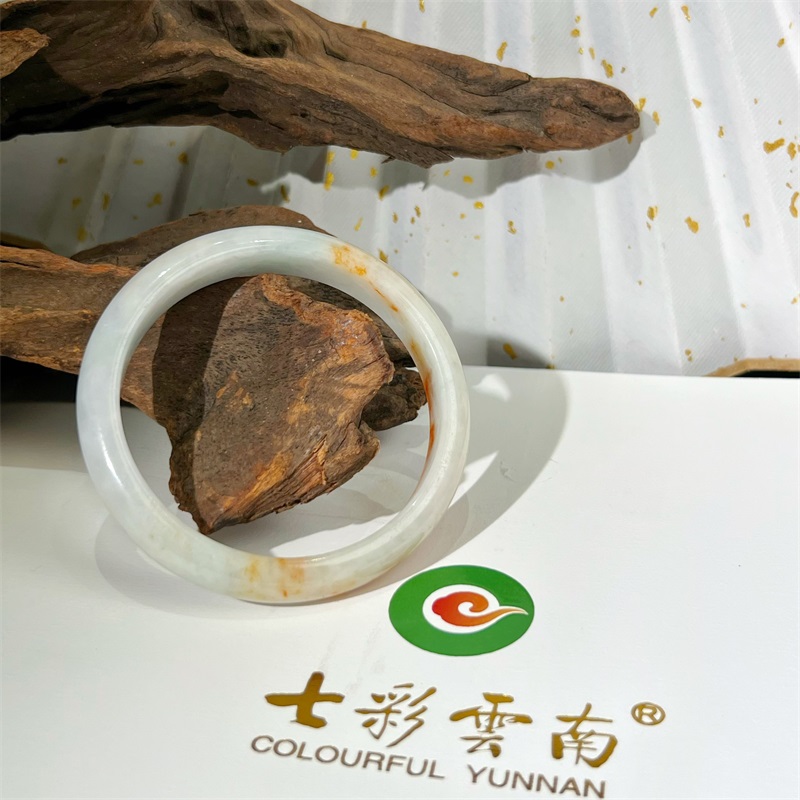 七彩云南天然翡翠洒金翡翠手镯