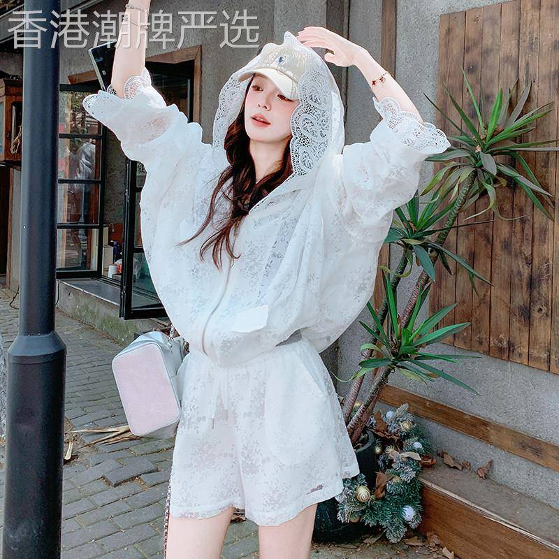 设计感蕾丝拼接防晒套装女2026年夏季新款连帽外套短裤时尚两件套