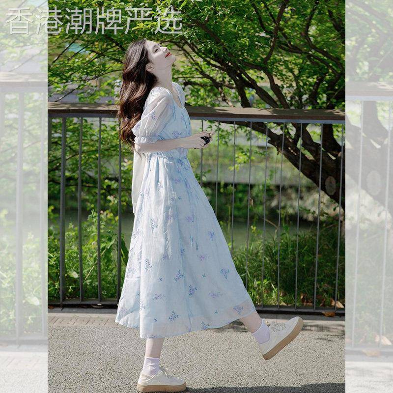 法式温柔风蓝色碎花洋装女2026夏季新款独特超好看泡泡袖长裙子