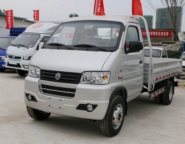 东风小霸王w15货车汽车贴膜车窗防爆隔热膜防晒太阳膜防紫外线膜