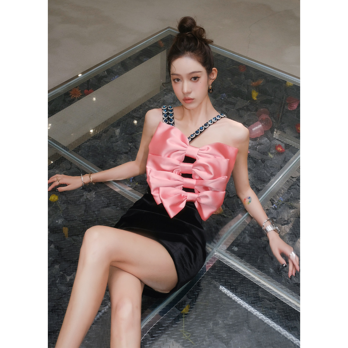 【品牌正品】MaisonWester粉蝴蝶结黑丝绒吊带裙原创露背连衣裙