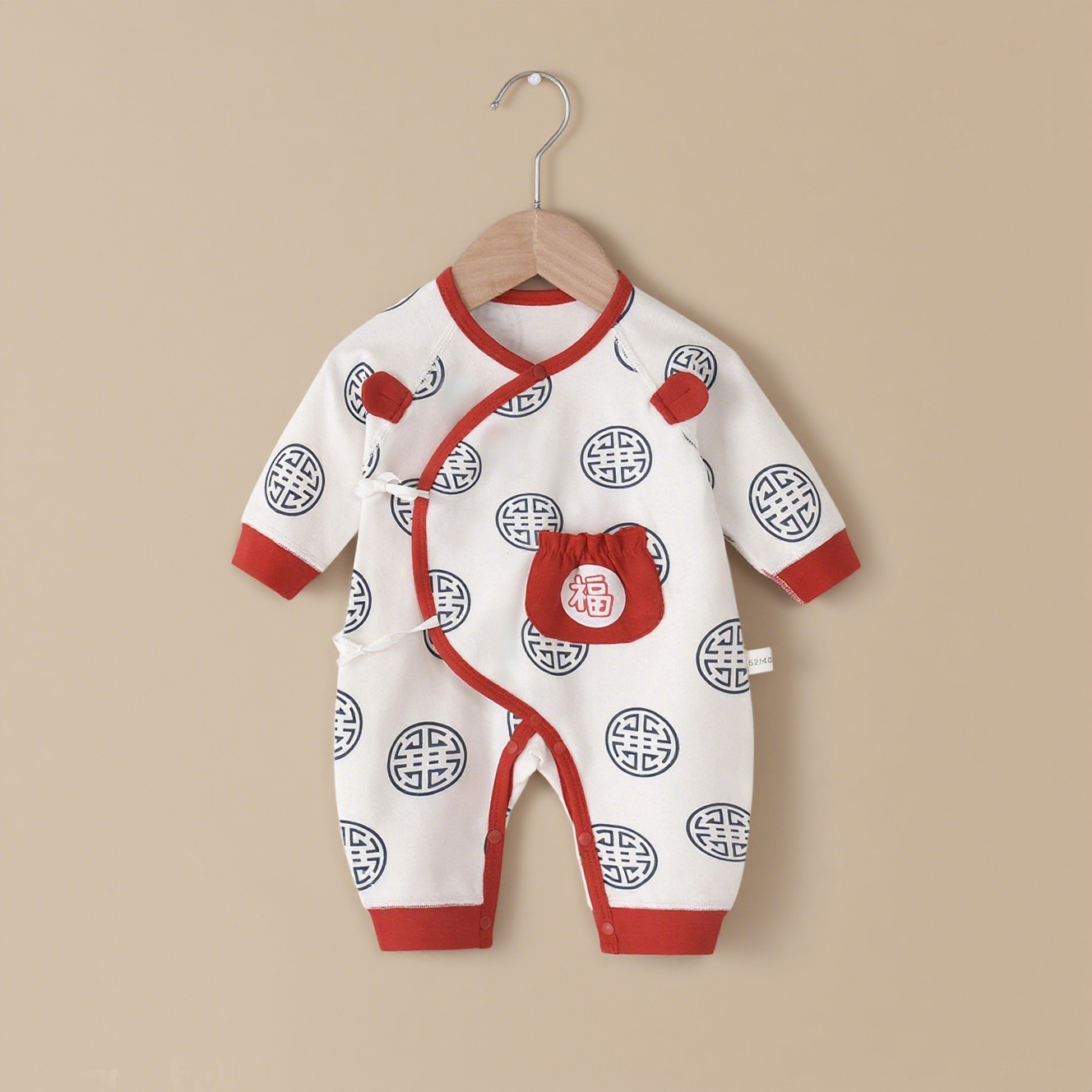 初生婴儿蝴蝶衣衣服春秋季绑带式和尚服哈衣舒绒棉新生宝宝连体衣