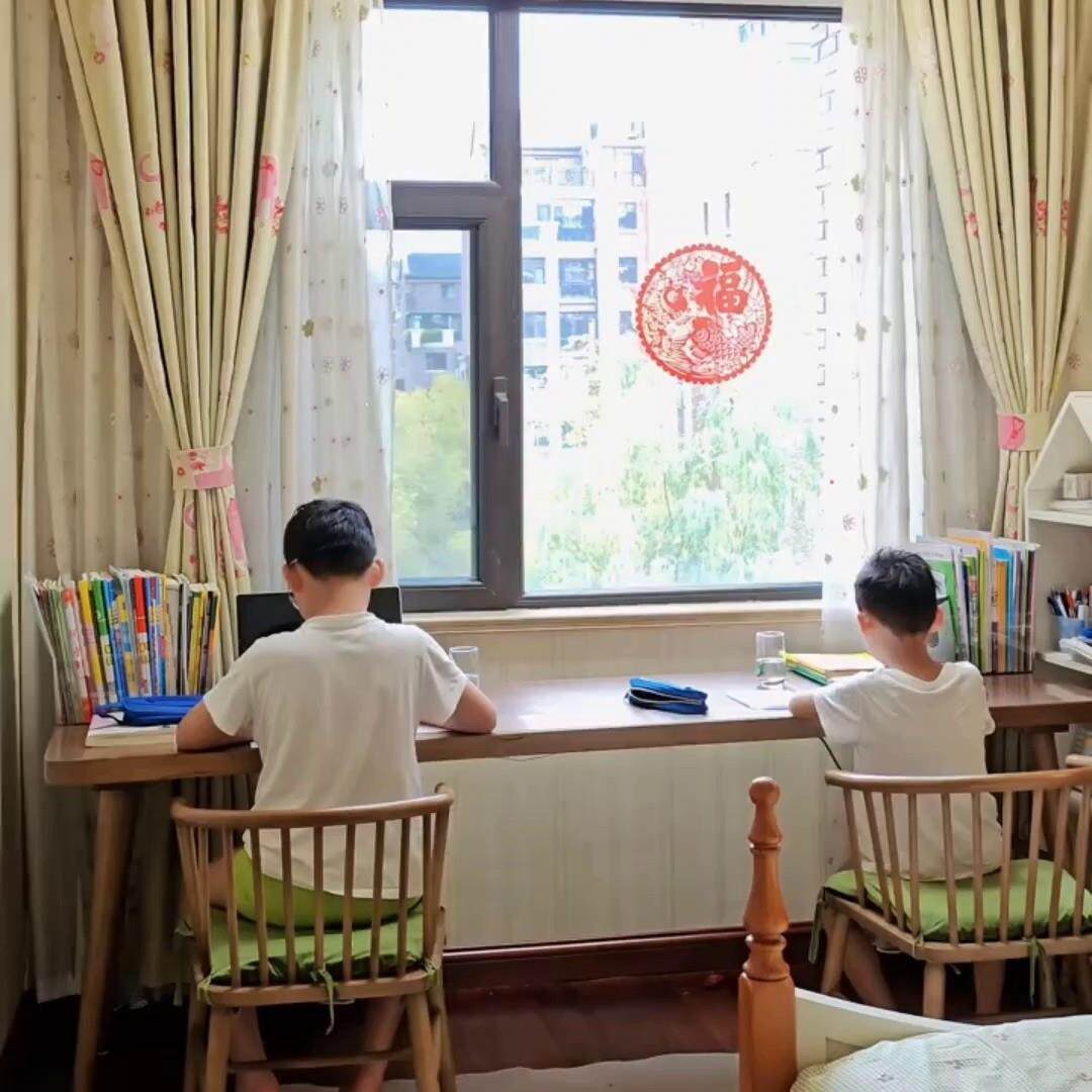北欧双人书桌全实木电脑桌学生家用办公桌简约一字桌长条桌工作台