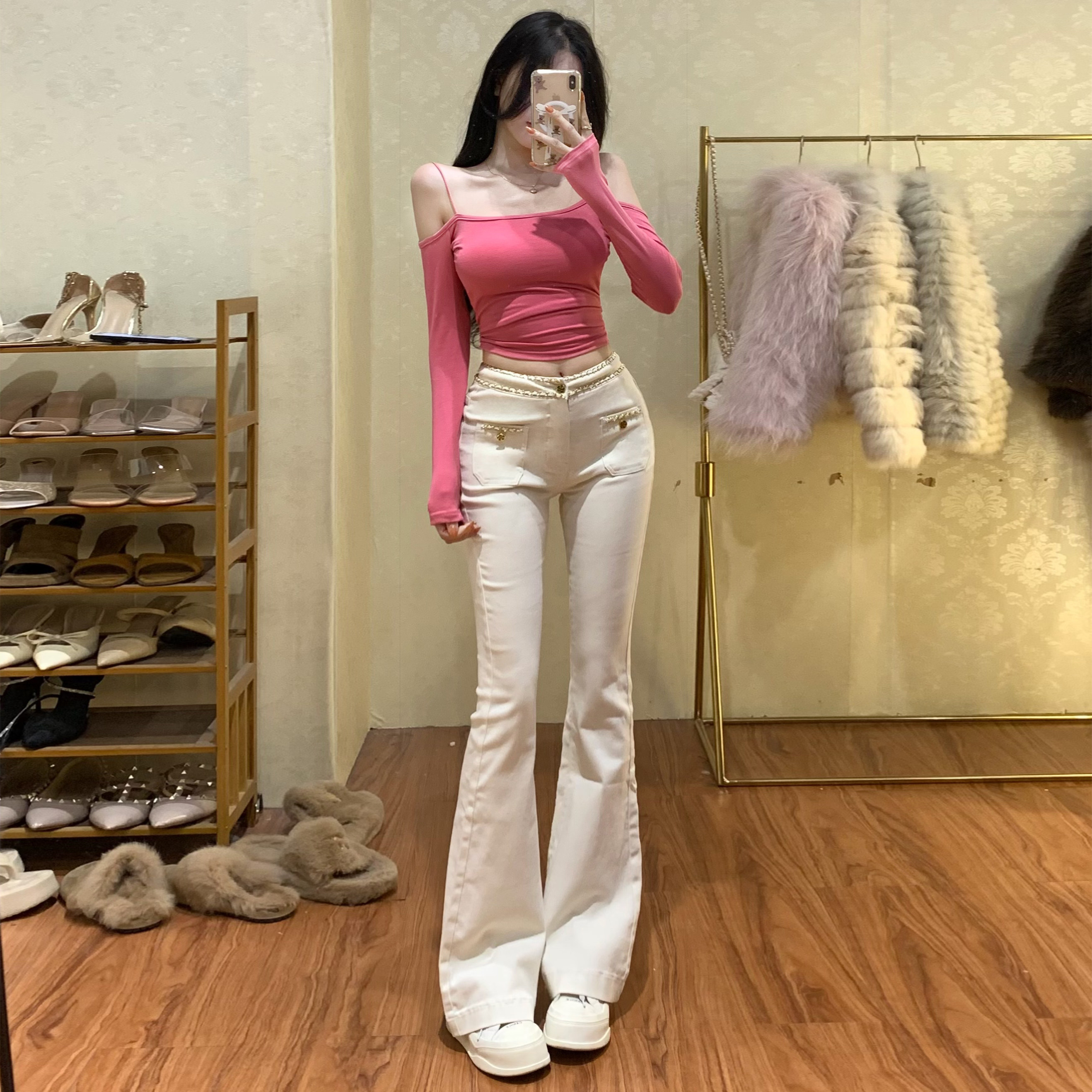 小香金扣链条白喇叭裤女2026秋季新款高腰显瘦显腿长微喇牛仔裤