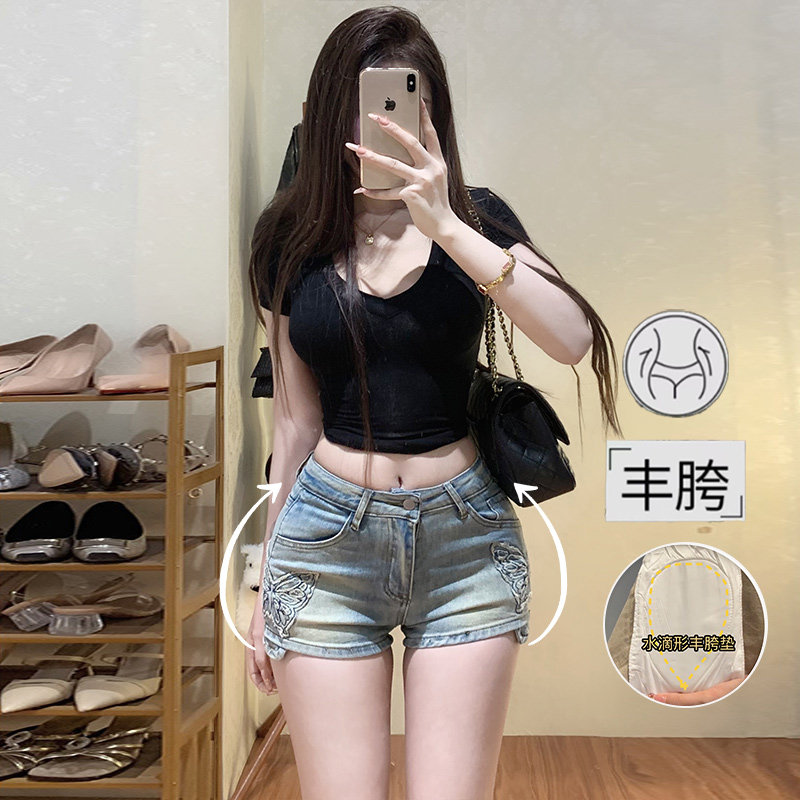 李李服饰丰胯低腰蝴蝶牛仔短裤女2026夏季刺绣款紧身显瘦提臀热裤