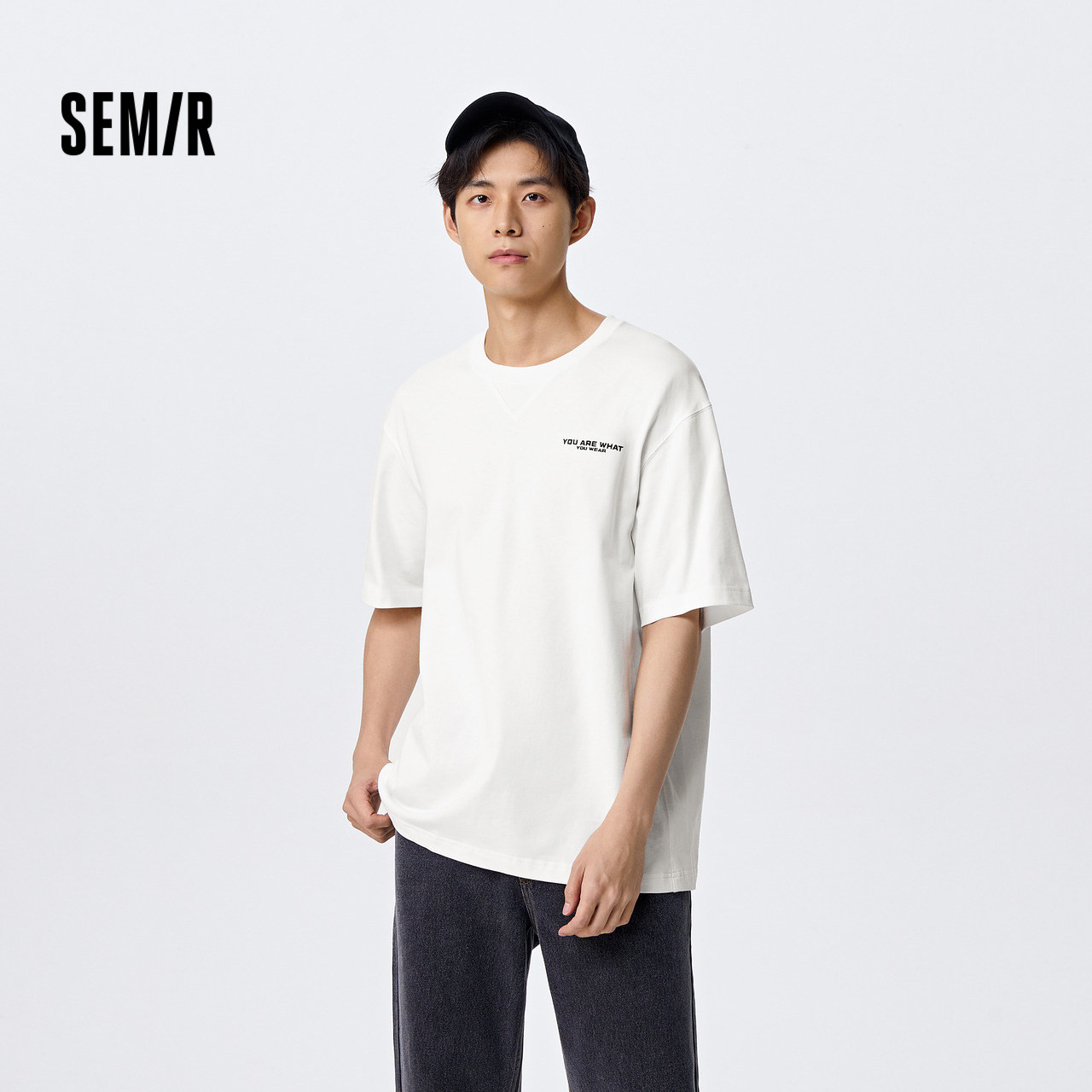 森马短袖t恤男秋季字母刺绣宽松纯棉上衣简约通勤落肩针织休闲装