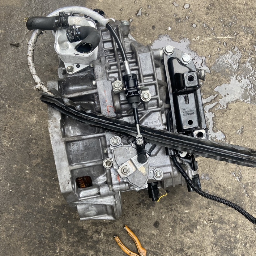 宝来速腾朗逸高尔夫迈腾明锐POLo自动变速箱波箱牙箱09G