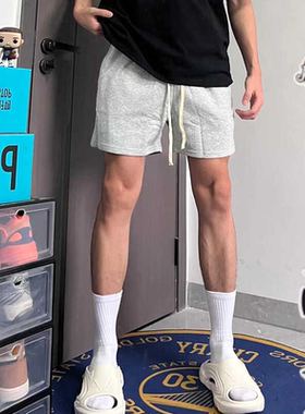 灰色美式短裤男款夏季宽松休闲三四分运动裤训练健身跑步篮球裤潮