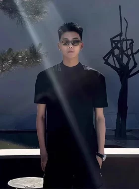 高级感纯色T恤男美式复古重磅小领口基础款纯黑色短袖潮牌半截袖