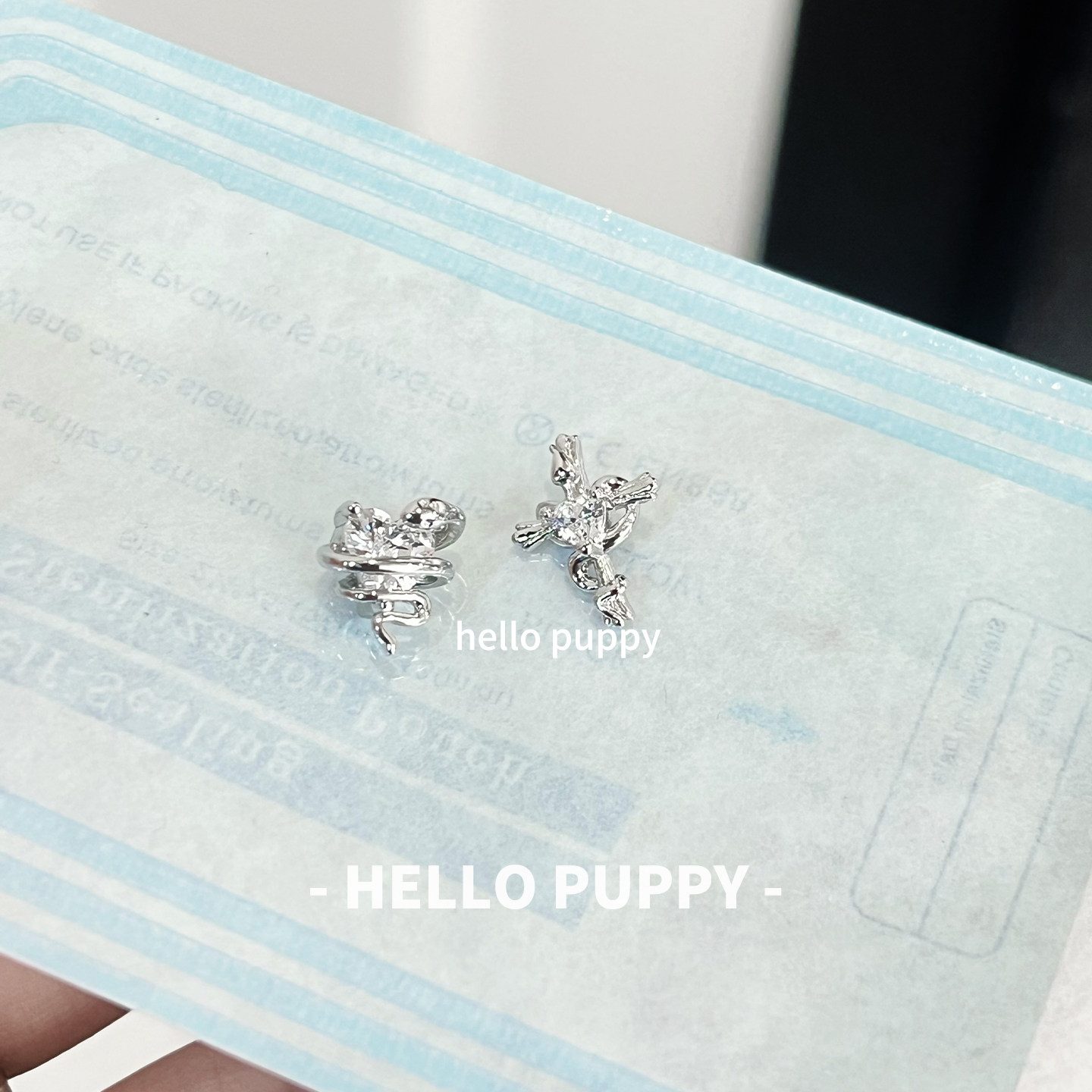 hellopuppy爆闪小蛇十字架耳钉钛合金耳饰0.9牙1.0/1.2粗耳骨钉女