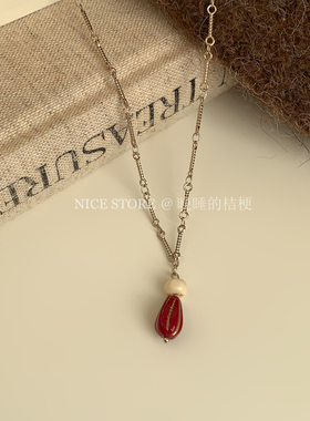 晚睡的桔梗「芭蕉」韩系小众冷淡咖啡金红色水滴项链ins毛衣链女